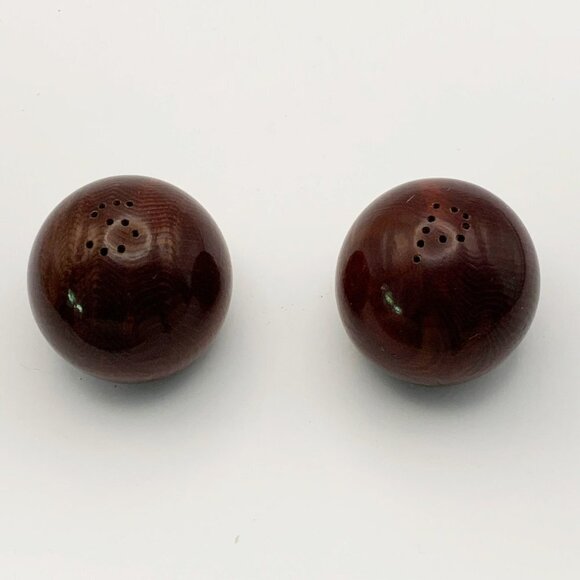 Round Globe Wood Ball Salt & Pepper Shaker - Picture 4 of 5